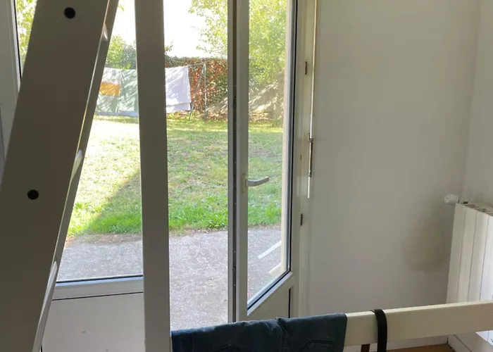 Colocation Lit Mezzanine